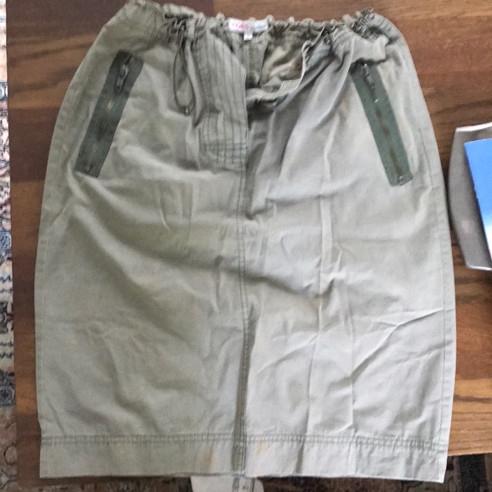 Military style skirt